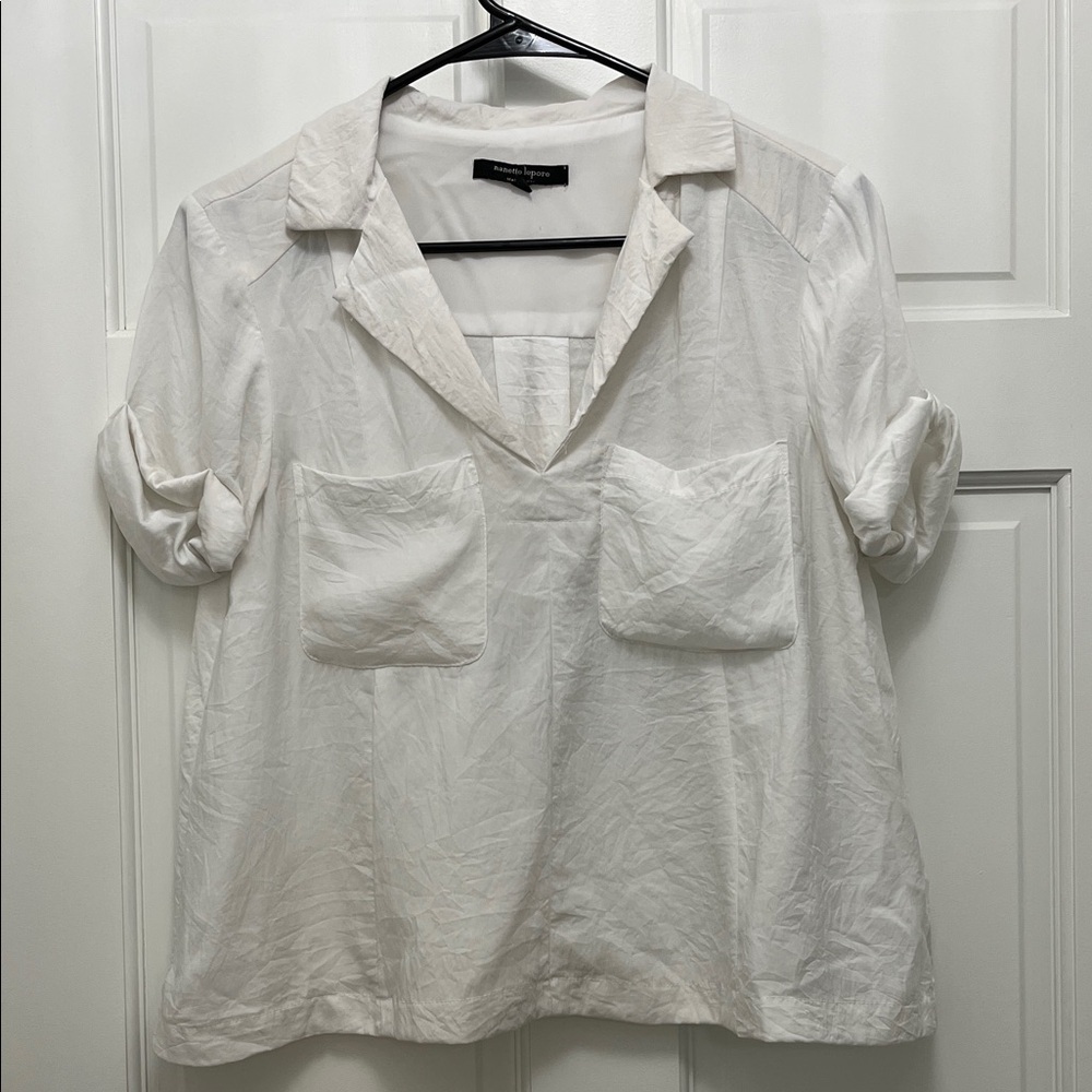 Nanette Lepore Crispy White V Neck Blouse with Front Pockets - Size Small